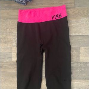 Gently Used VS PINK Crop Yoga Pants
